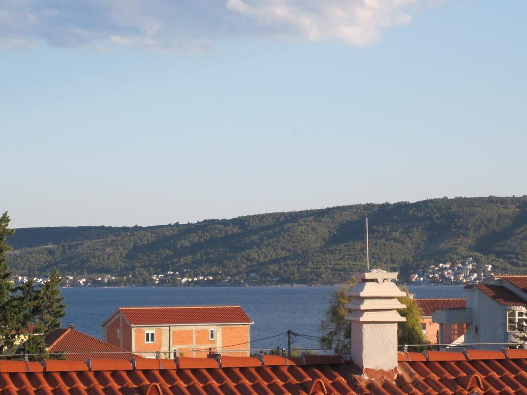 Apartments Dalmatino Kastela Exterior photo